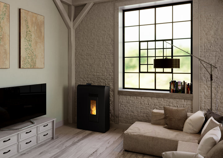 Eira 12 – Stufa Canalizzata a Pellet  | 11,6 kW – Classe A+ | Colore Nero