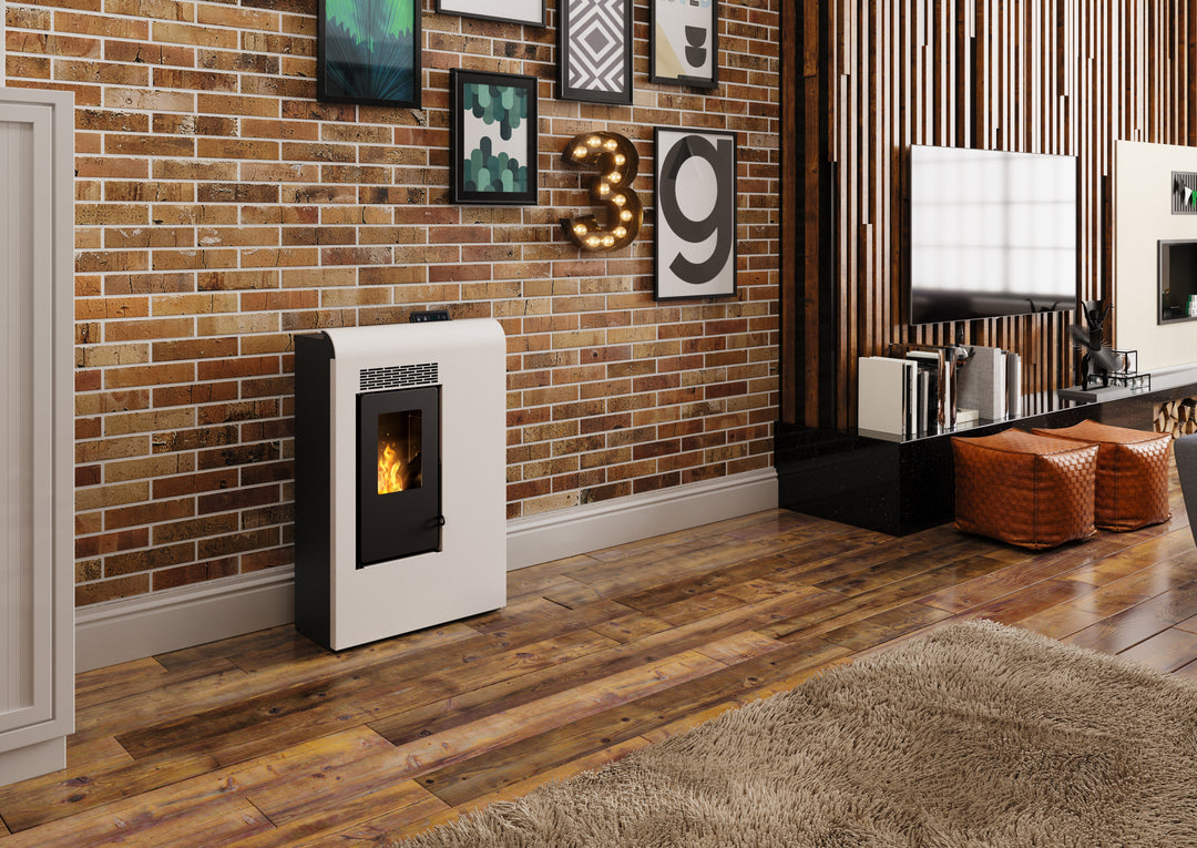 Liva 9 – Stufa a Pellet Compatta e Ventilata | 8,9 kW – Classe A+ | Colore Bianco