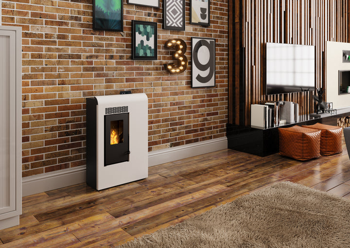 Liva 9 – Stufa a Pellet Compatta e Ventilata | 8,9 kW – Classe A+ | Colore Bianco